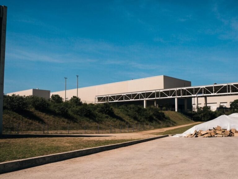 Processo de logística reversa de resíduos industriais com rastreabilidade e controle em Guarulhos-SP